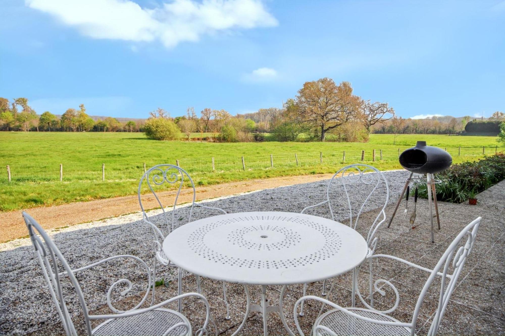 Appartement Cosy A Mont Pres Chambord 100 M² Terrasse Exteriör bild
